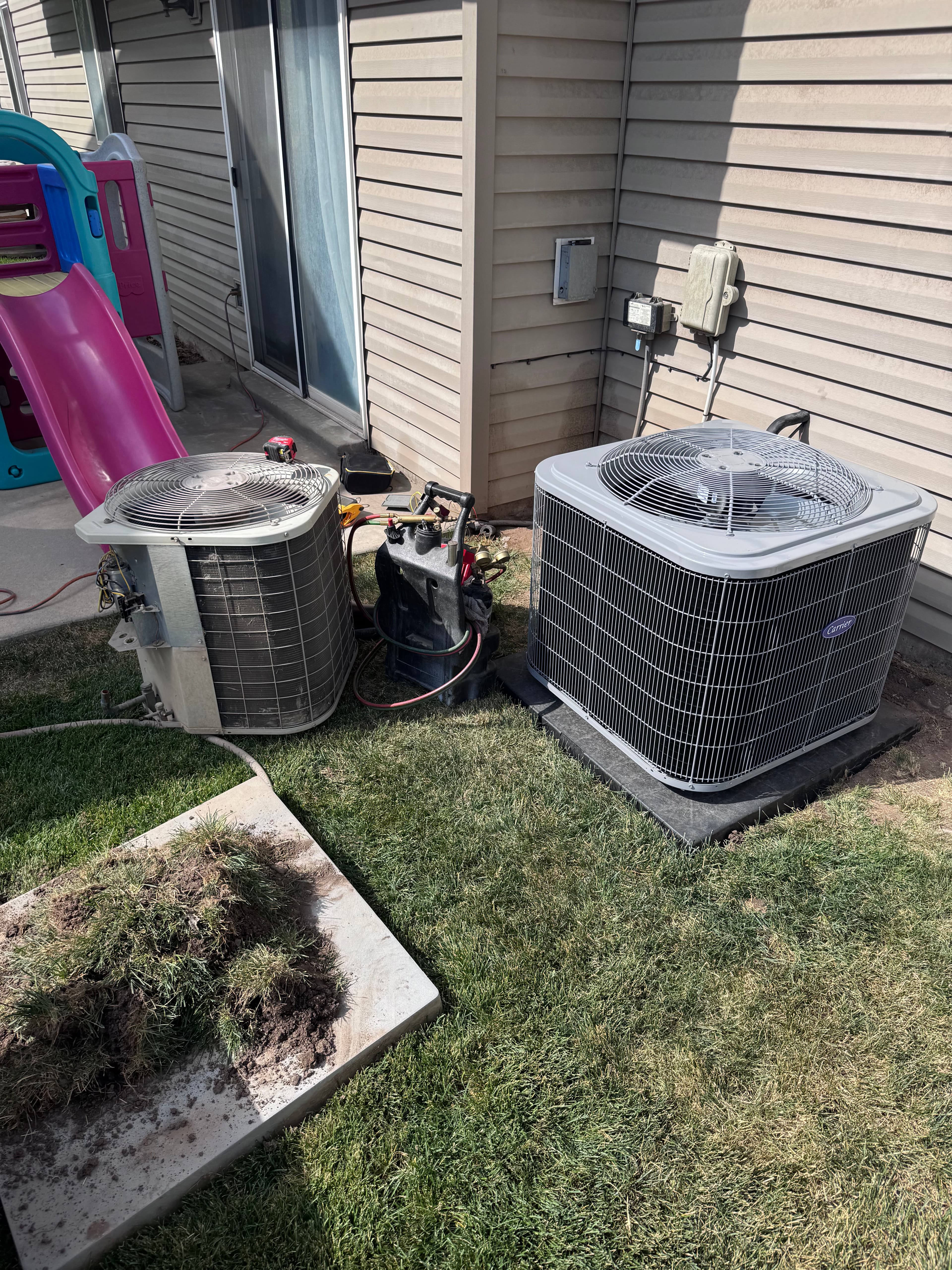 Project Old A/C Unit Out, New Carrier System In image