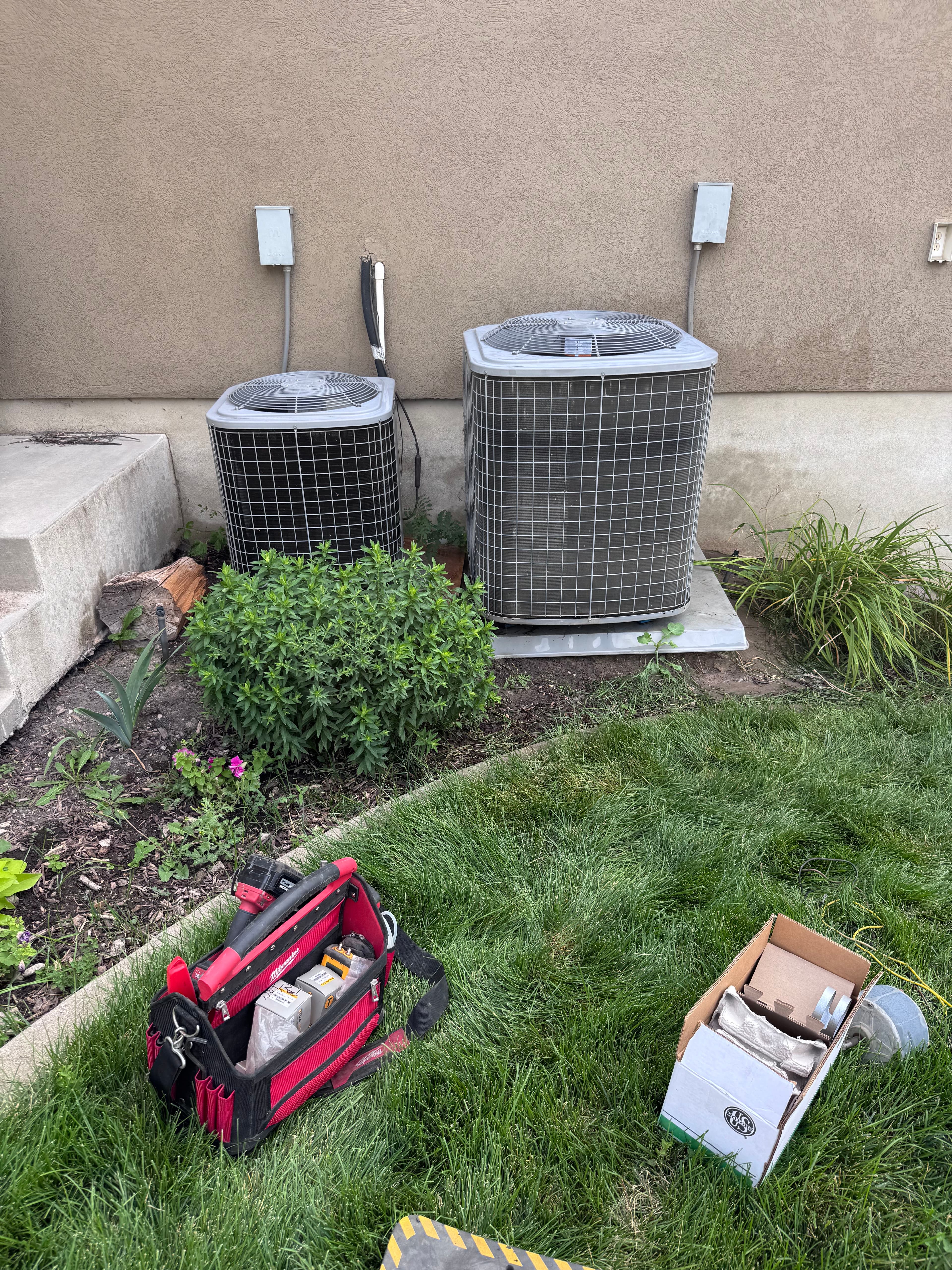 Project AC Fan Motor Replacement Gets This Home Cooling Again image
